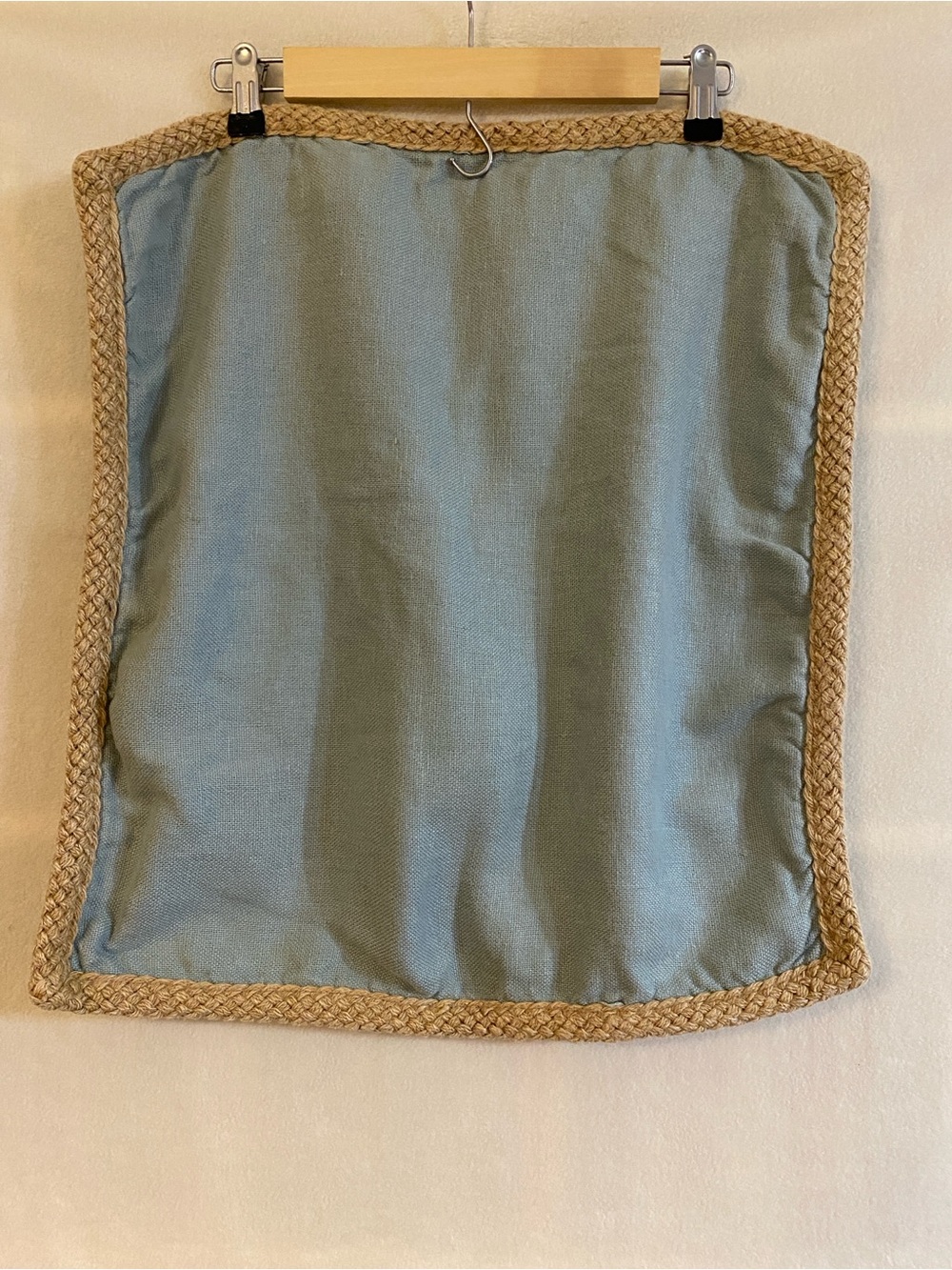 Set of 4 Pottery Barn blue 100% linen jute braid edge 20" x 20" pillow covers - Picture 7 of 15